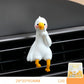 ✨Süße weiße Gans als Deko fürs Armaturenbrett – der niedlichste Beifahrer in deinem Auto💕