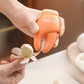 🧲 Küchen Gadget Krabbenzange 2in1 Knoblauch Ingwer Schäler Kühlschrankmagnet 🧄