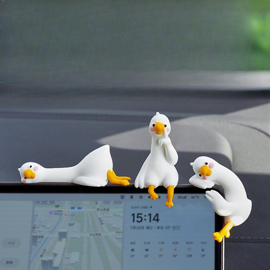 ✨Süße weiße Gans als Deko fürs Armaturenbrett – der niedlichste Beifahrer in deinem Auto💕