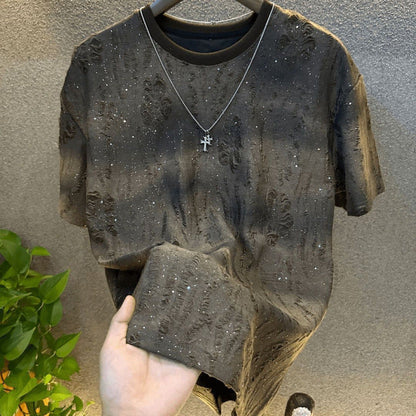 Herr-T-shirt med revor och tonade detaljer – lyxig urban stil 2025 😎🔥