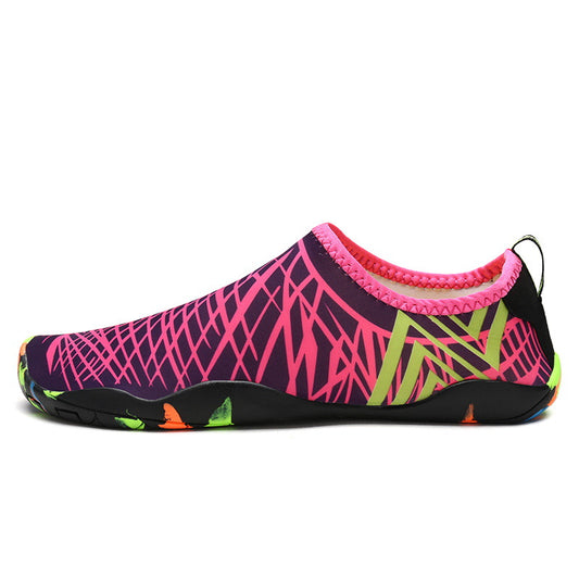 2025 Neue modische Outdoor-Wasserschuhe (gleicher Stil für Männer und Frauen)
