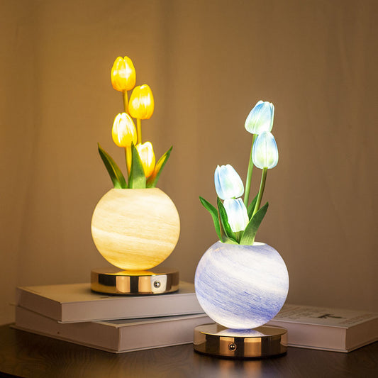 🌷 2026 Neue Tulpen-Nachtlampe – 3 Lichtfarben & USB ✨