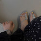 Luxuriöse, bestickte Sandalen im britischen königlichen Stil