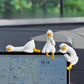 ✨Süße weiße Gans als Deko fürs Armaturenbrett – der niedlichste Beifahrer in deinem Auto💕